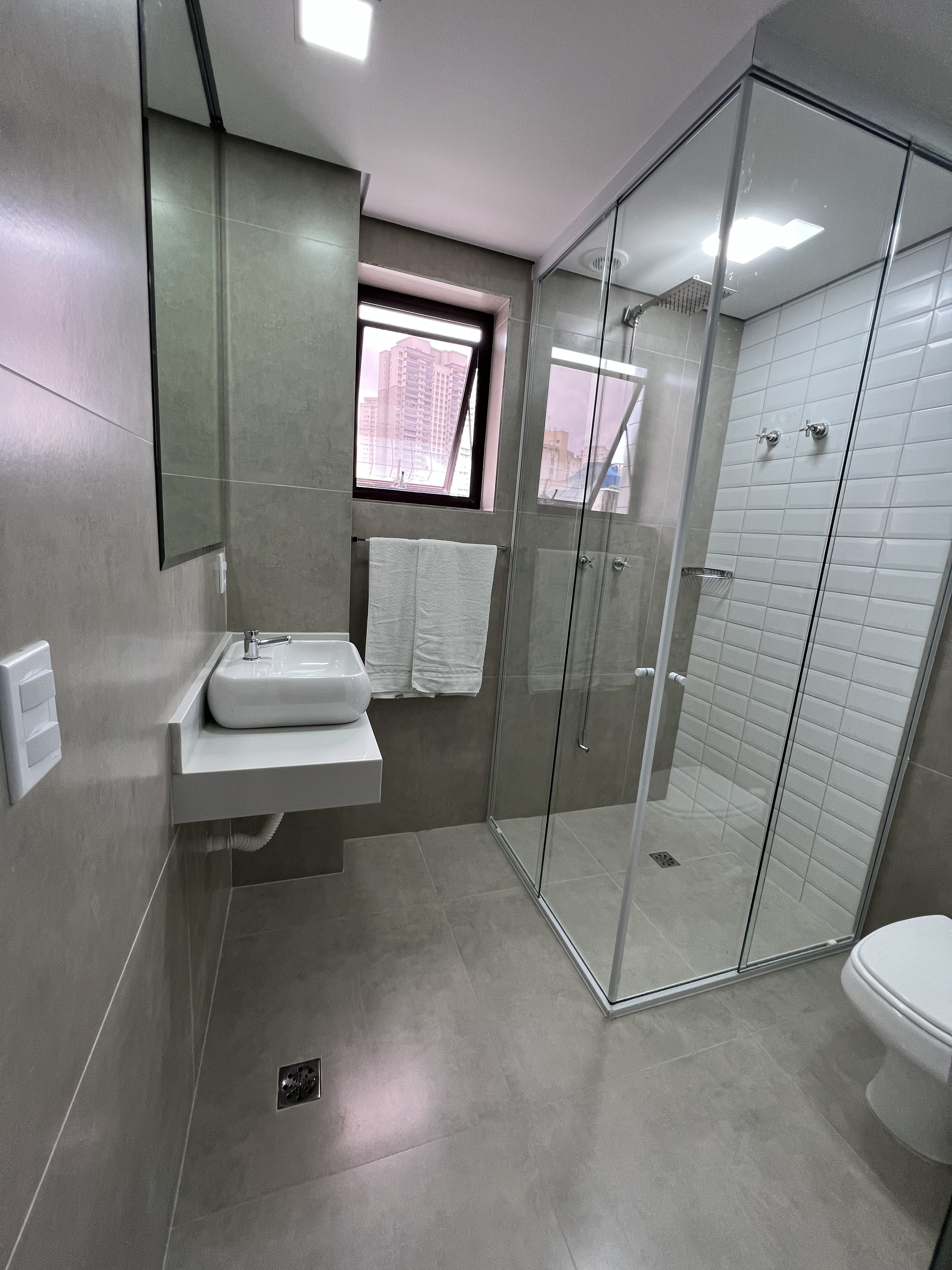 Banheiro de acomodação do Hotel Diamante